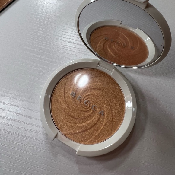 BECCA HIGHLIGHTER- DREAMSICLE - Picture 4 of 4